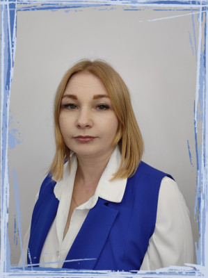 Воспитатель Большухина Александра Александровна
