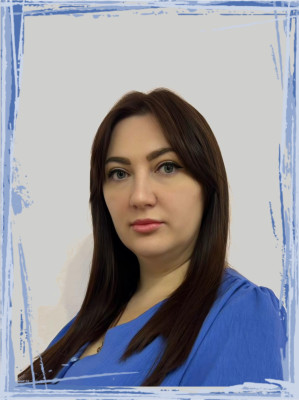 Специалист по кадрам Шумилова Елена Андреевна